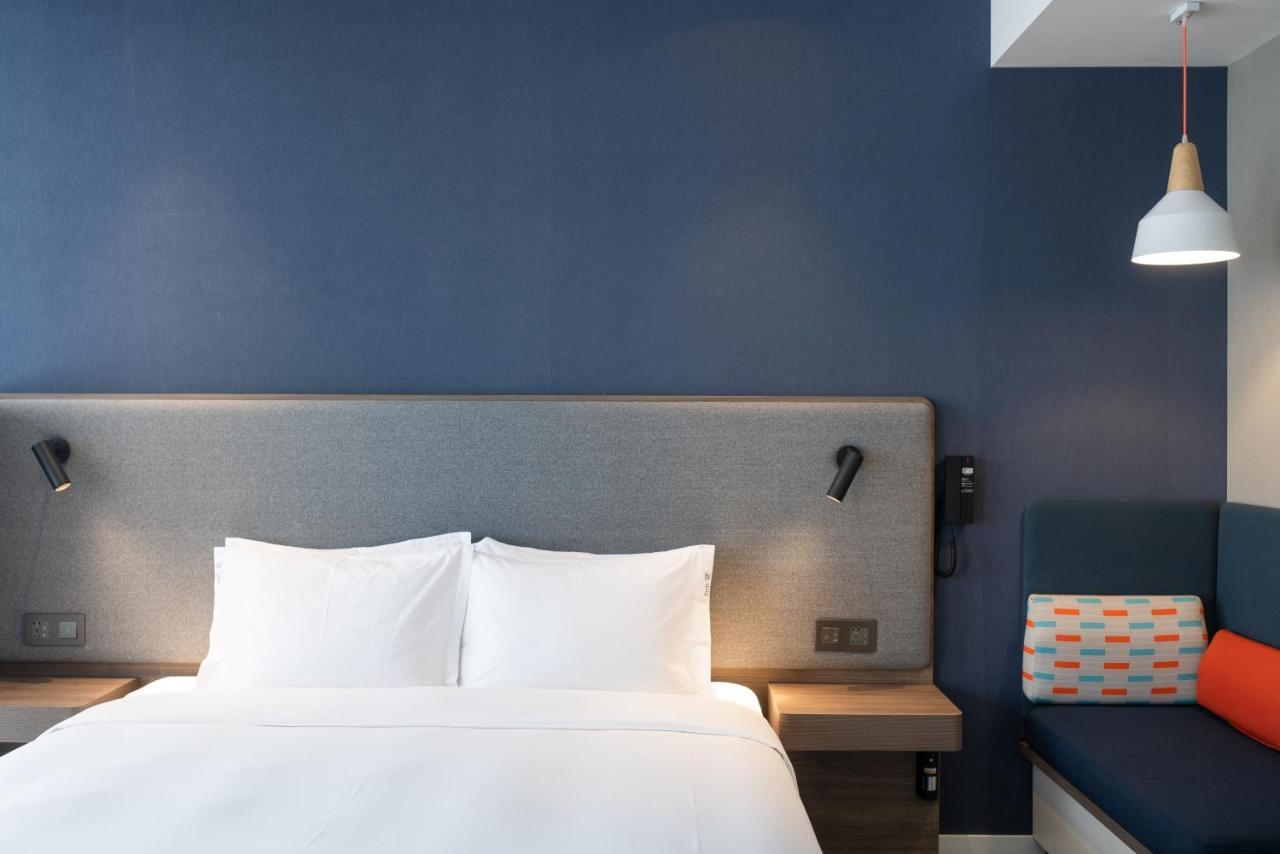 Holiday Inn Express Zhuhai Gongbei By Ihg Esterno foto