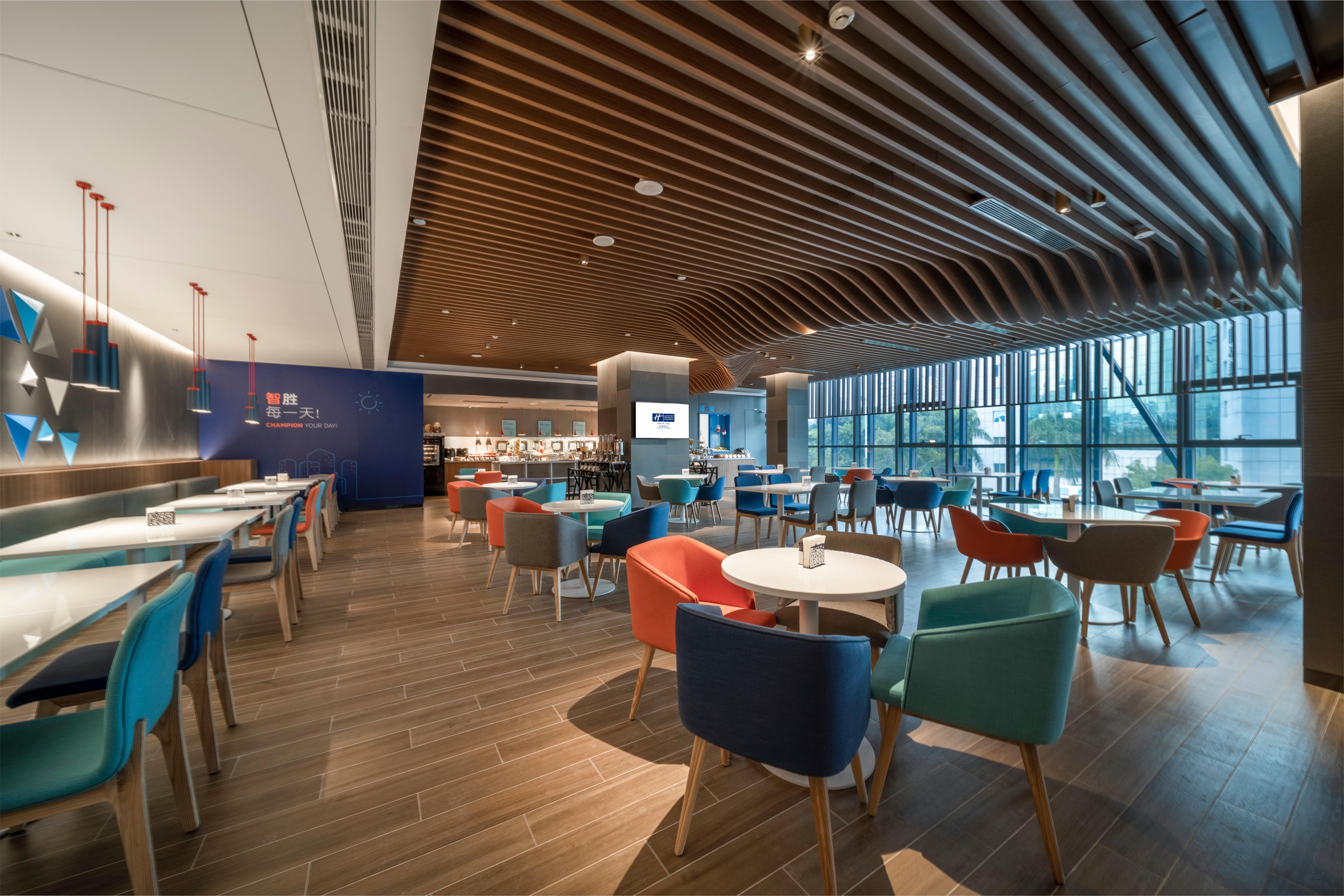 Holiday Inn Express Zhuhai Gongbei By Ihg Esterno foto
