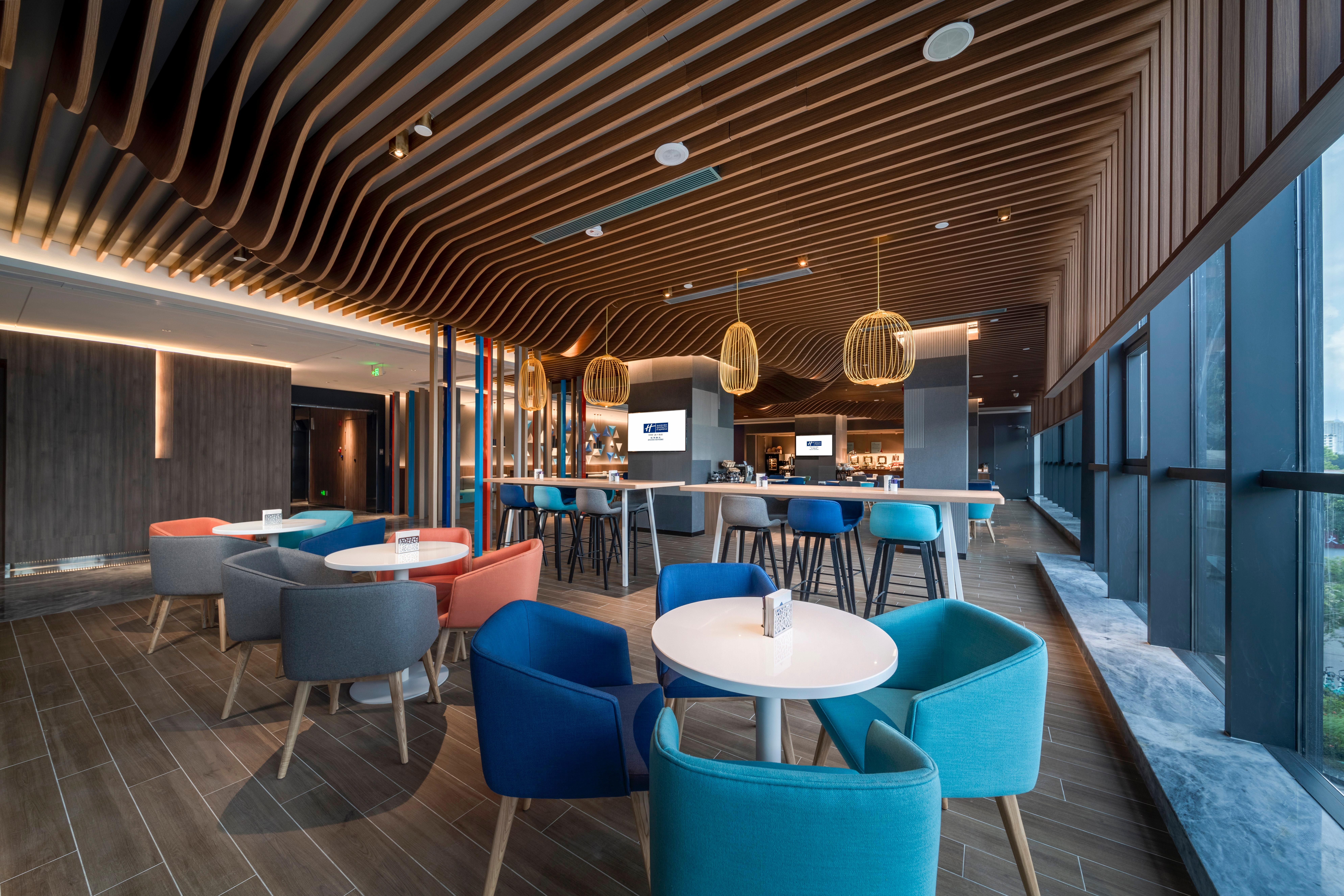 Holiday Inn Express Zhuhai Gongbei By Ihg Esterno foto