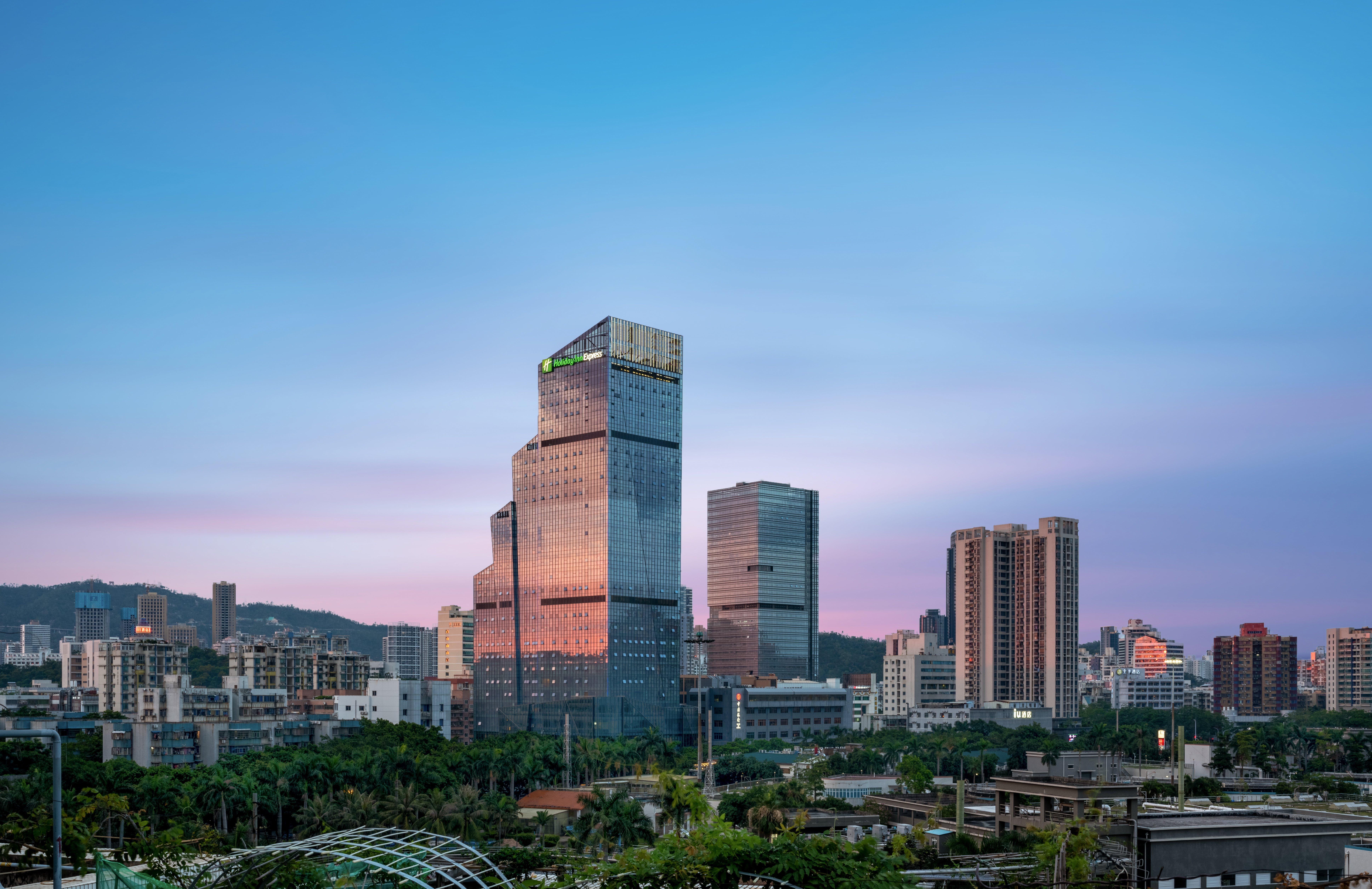 Holiday Inn Express Zhuhai Gongbei By Ihg Esterno foto